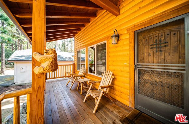 919 Mcalister Road, Big Bear City CA: https://media.crmls.org/mediaz/bb657e60-3291-4446-aa50-83d7c683f2d7.jpg