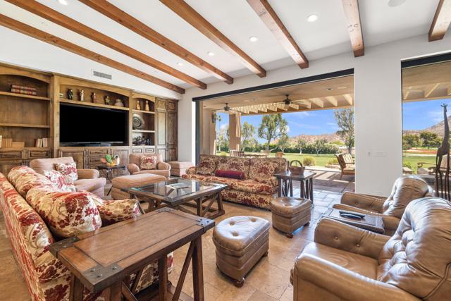 49006 Foxtail Lane, Palm Desert CA: https://media.crmls.org/mediaz/bb659f8a-21ab-4dd5-90ef-508dc43330f3.jpg