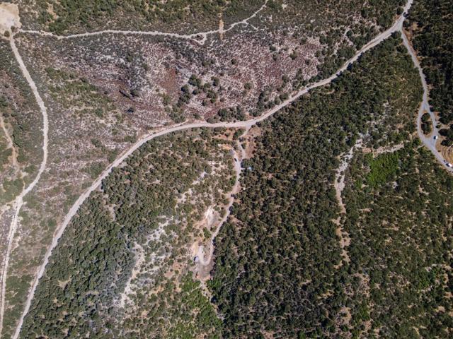 71418 Jolon Road, Bradley CA: https://media.crmls.org/mediaz/bb65a5d7-7201-4765-8710-0e2f9a71e03a.jpg