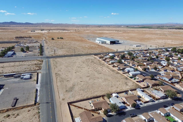 0 Lenwood Road, Barstow CA: https://media.crmls.org/mediaz/bb65fce9-3470-46e4-9ab9-ccb38abb4497.jpg