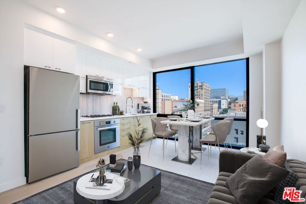 400 S Broadway 1016, Los Angeles, CA 90013