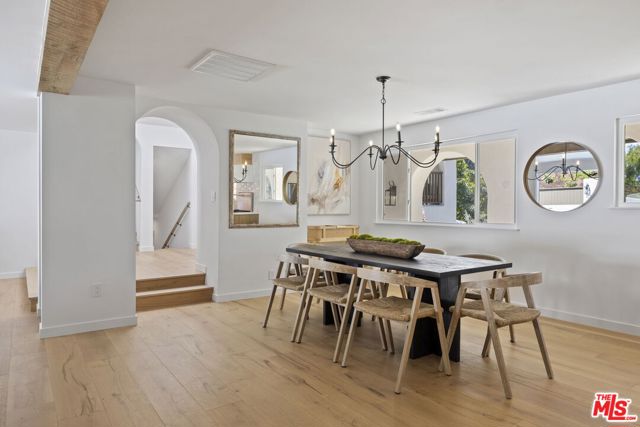 431 Montana Circle, Ojai CA: https://media.crmls.org/mediaz/bb685a24-919e-4e47-922a-de96d08ed99b.jpg