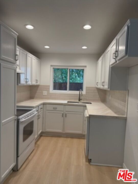 30523 Canwood Street, Agoura Hills CA: https://media.crmls.org/mediaz/bb688490-07b6-45fb-9658-679811634564.jpg
