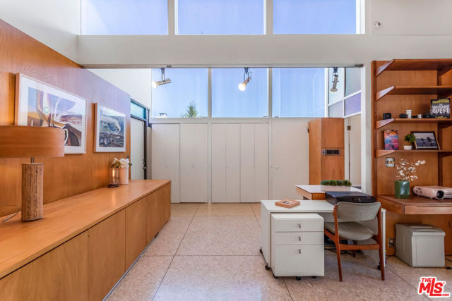8554 Day Street, Sunland CA: https://media.crmls.org/mediaz/bb68a4fd-bb3d-4b09-8725-d8cfc38afefa.jpg