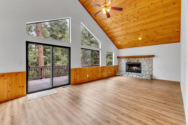 53962 Marian View Drive, Idyllwild CA: https://media.crmls.org/mediaz/bb68ee6c-d44c-443a-81bf-88bb3d31244a.jpg