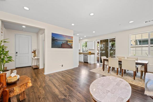 Detail Gallery Image 5 of 27 For 516 Moonlight Dr, San Marcos,  CA 92069 - 3 Beds | 2/1 Baths