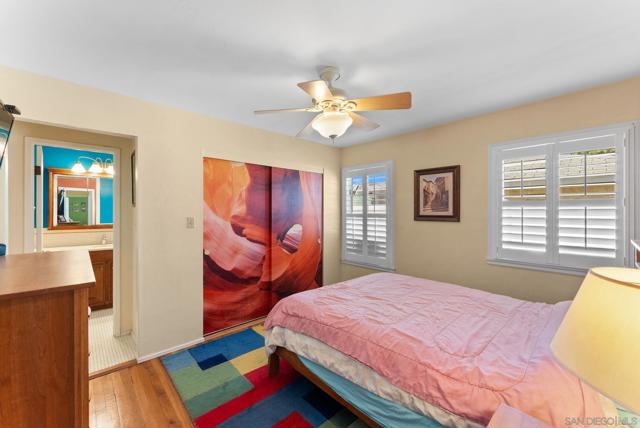 Image 10 of 23 For 5025 Dick St