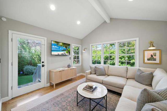 2671 Isabelle Avenue, San Mateo CA: https://media.crmls.org/mediaz/bb69ae90-202f-4508-b65e-50c59bead24d.jpg