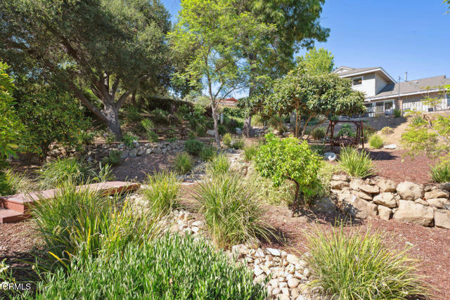 354 Larch Crest Court, Newbury Park CA: https://media.crmls.org/mediaz/bb69e812-1ace-48c5-8a59-b92723cb12e1.jpg
