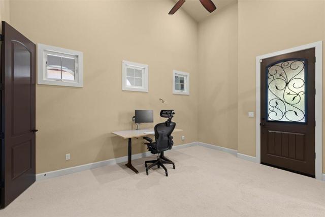 21 Bigleaf Road, Orinda CA: https://media.crmls.org/mediaz/bb6a7cd0-5a58-4a1b-a1c4-d6e876806628.jpg