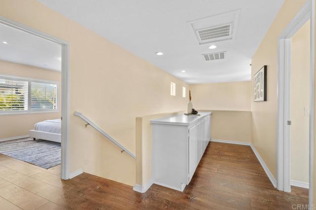 1281 Saint Helena Avenue, Chula Vista CA: https://media.crmls.org/mediaz/bb6ae531-1c01-479a-a3f8-09eda19adfa6.jpg