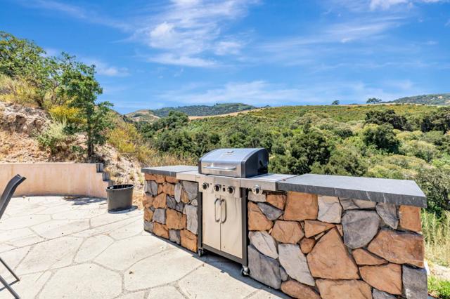 28837 Underwood Road,  CA: https://media.crmls.org/mediaz/bb6b1e62-c9f2-41eb-ae7b-daf451b80517.jpg
