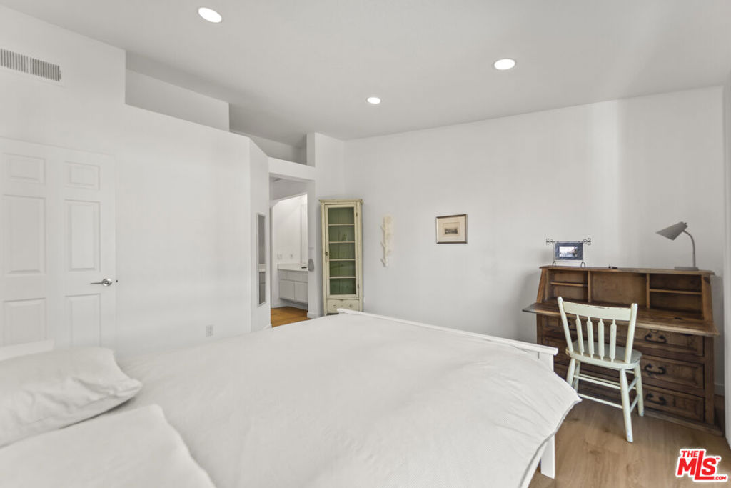 MLS #25494405 image #25