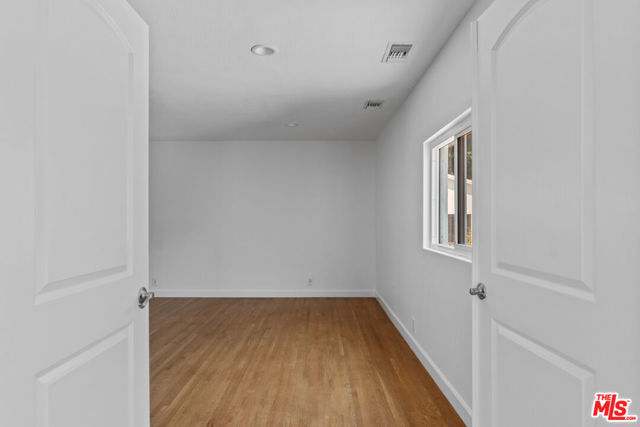 4031 Edenhurst Avenue, Los Angeles CA: https://media.crmls.org/mediaz/bb6baf36-12e1-437c-b1aa-0117d04bad1f.jpg