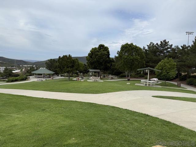 1355 Sky Ridge Ct, San Marcos CA: https://media.crmls.org/mediaz/bb6ce92e-95d9-4bf0-9f5c-00f3e3245445.jpg