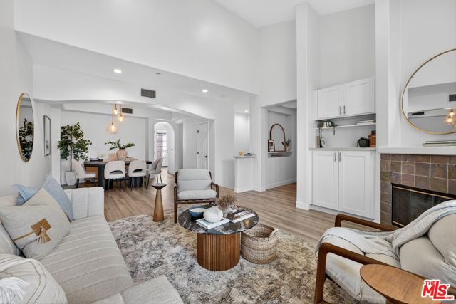 5935 Playa Vista Drive, 408 photo 5
