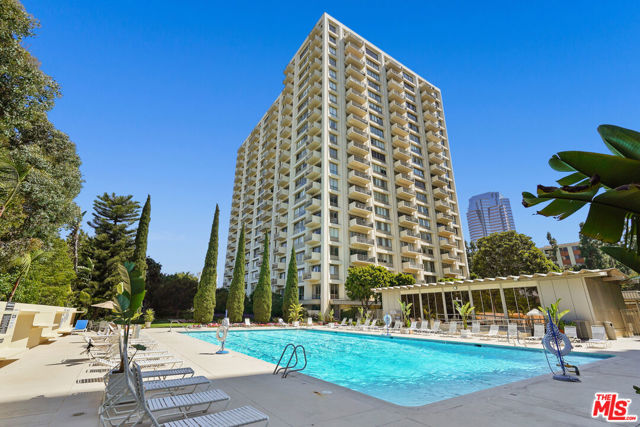 2170 Century Parkway, Los Angeles CA: https://media.crmls.org/mediaz/bb6e8ddc-2416-4029-905c-fe54a6034f2d.jpg