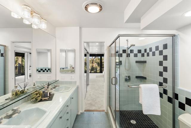 Detail Gallery Image 42 of 50 For 1004 W Walnut Ave., San Diego,  CA 92103 - 4 Beds | 3 Baths