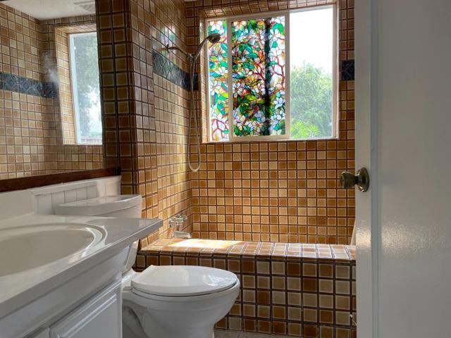 1472 Hampton Drive, Sunnyvale CA: https://media.crmls.org/mediaz/bb6f8cb1-b26e-495b-afde-bbbc1c8fef3a.jpg