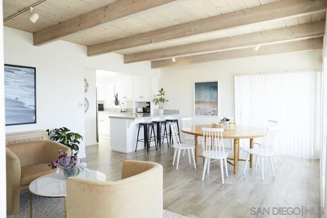 1647 Haydn Drive, Cardiff by the Sea CA: https://media.crmls.org/mediaz/bb6fd7d2-389d-4798-bccf-544490c27d5c.jpg