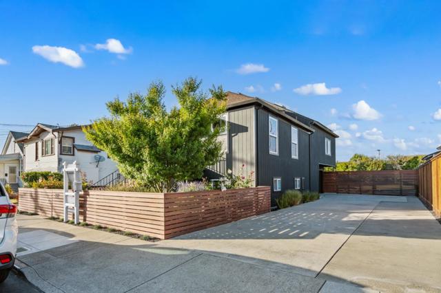 212 Ramona Street, San Mateo CA: https://media.crmls.org/mediaz/bb70346e-8997-4a52-8ef0-2549847b304c.jpg