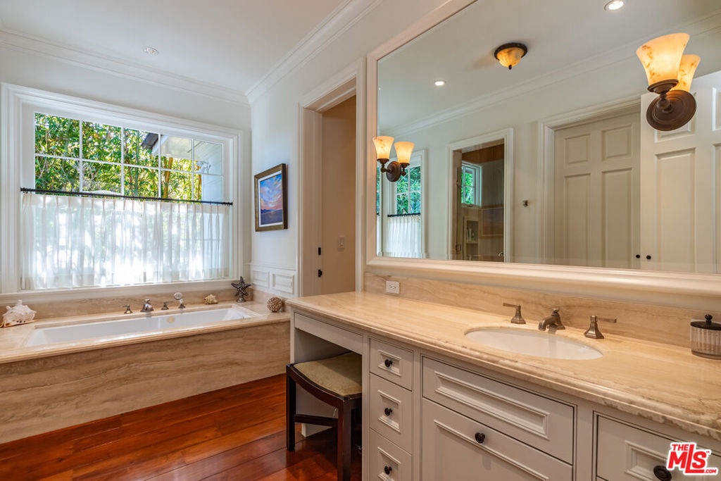 MLS #26860813 image #27