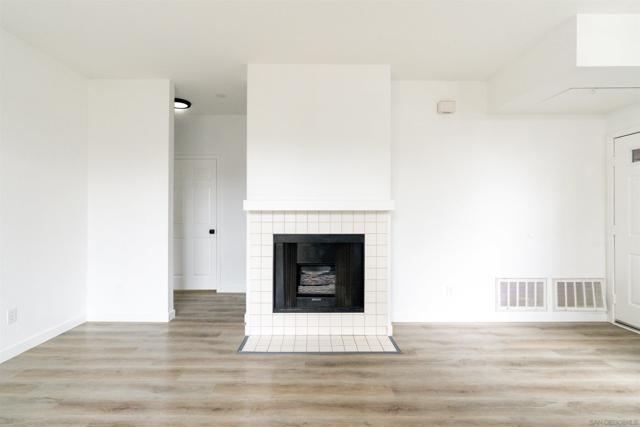 10820 Sabre Hill Dr, San Diego CA: https://media.crmls.org/mediaz/bb721ca5-5d97-41b2-899b-4920c156341f.jpg