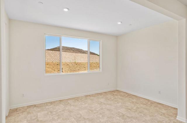 Detail Gallery Image 27 of 32 For 34406 Deer Grass Ct, Winchester,  CA 92596 - 4 Beds | 3/1 Baths