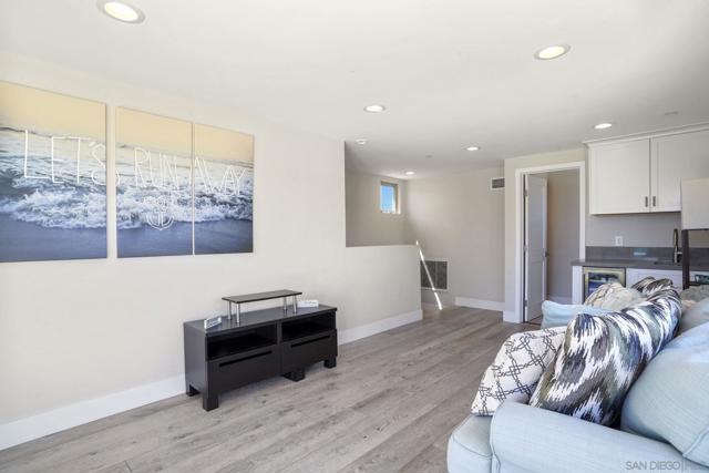 1122 Oliver Ave, San Diego CA: https://media.crmls.org/mediaz/bb740b58-94b9-4685-b60e-1cbf47a44244.jpg