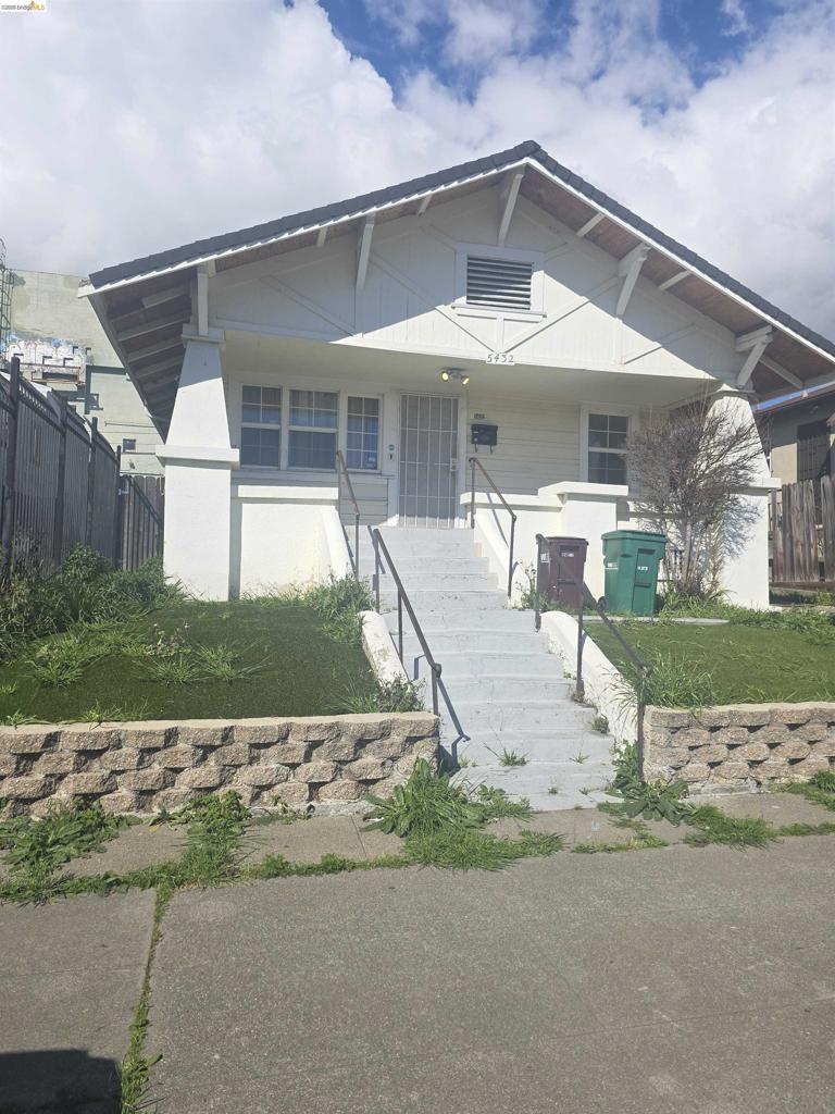 5432 Bancroft Ave