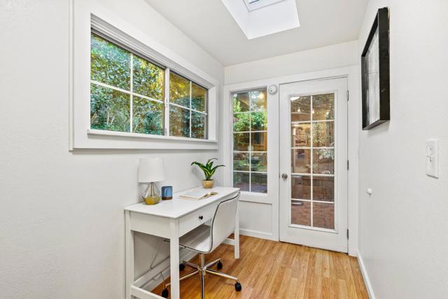 610 Nelson Road, Scotts Valley CA: https://media.crmls.org/mediaz/bb754749-025f-49cd-8391-1c9f0fe36077.jpg