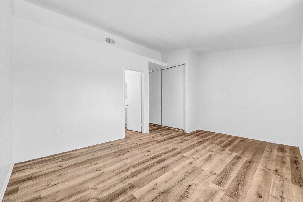 https://media.crmls.org/mediaz/bb759b80-891b-4499-8005-647937139552.jpg?preset=X-Large