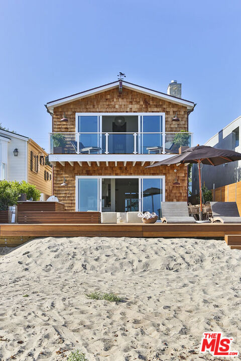 23812 Malibu Road, Malibu CA: https://media.crmls.org/mediaz/bb75c88c-d8e2-42bf-bea8-d594ef34377d.jpg