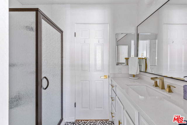 980 N Buttonwillow Circle, Palm Springs CA: https://media.crmls.org/mediaz/bb7609da-555c-4b64-91b9-5f4ca7ecc9ce.jpg