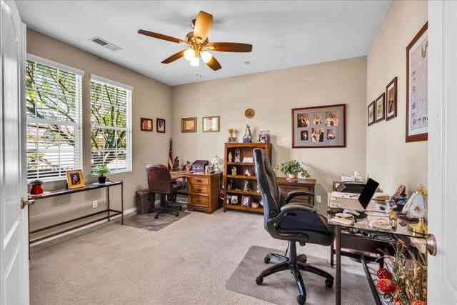 3854 Blue Sky Way, Palm Springs CA: https://media.crmls.org/mediaz/bb76f1c3-acea-4ee0-8138-9ec4fefbaf51.jpg
