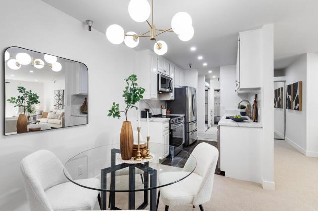 400 Ortega Avenue, Mountain View CA: https://media.crmls.org/mediaz/bb78fd83-7dcc-4d57-9c51-023eeb9f190b.jpg