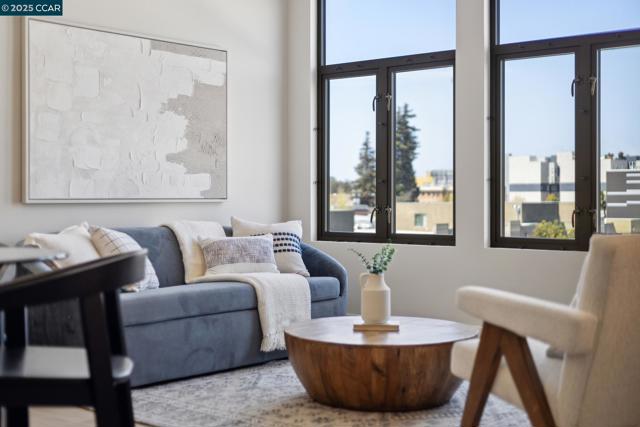 438 W Grand Ave, Oakland CA: https://media.crmls.org/mediaz/bb794d53-1a11-4b35-aa4b-d469edff275e.jpg