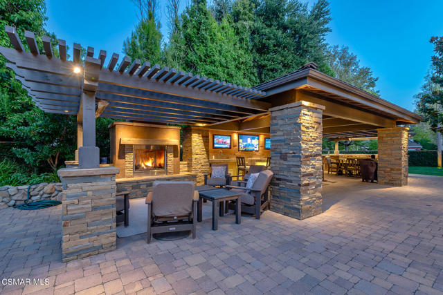 6 Bed Home for Sale in Agoura Hills, California