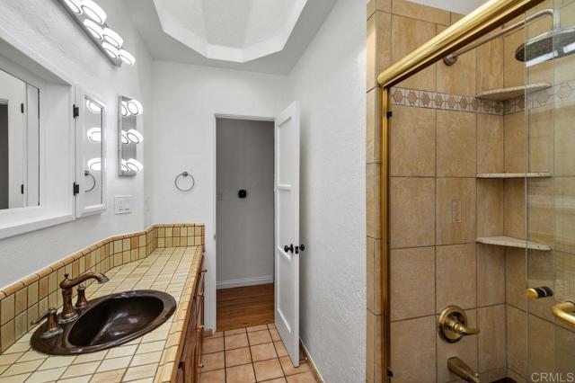 10720 Eureka Rd, Spring Valley CA: https://media.crmls.org/mediaz/bb79c585-2370-440f-a34c-94153d4fe54b.jpg