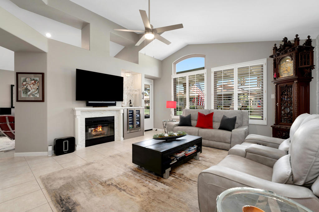 MLS #219138091DA image #4