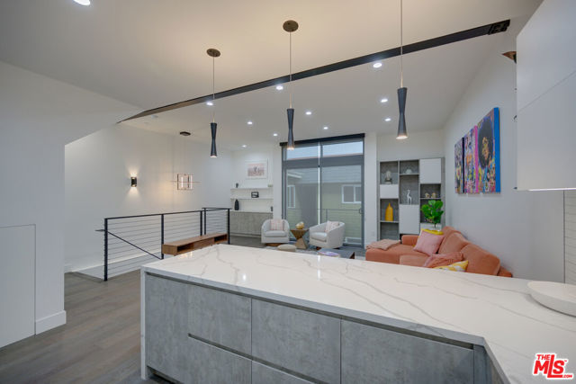 4422 S Riley Drive, Los Angeles CA: https://media.crmls.org/mediaz/bb7bb9b0-0cfc-4d28-8aee-e60464f46401.jpg