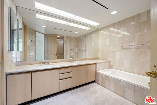 10490 Wilshire Boulevard, Los Angeles CA: https://media.crmls.org/mediaz/bb7d7375-704f-4f21-a0fc-26f6bd4b42de.jpg