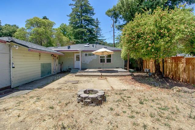 6030 Plateau Drive, Felton CA: https://media.crmls.org/mediaz/bb7dd273-3f03-461c-adb1-e44c0f514a3b.jpg