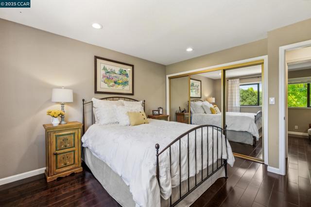 700 Golf Club Way, Pleasant Hill CA: https://media.crmls.org/mediaz/bb7dfd5f-2099-44a9-b326-7fb2fa4d198f.jpg
