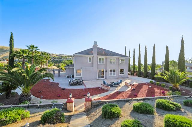 4715 Whitetail Lane, San Jose CA: https://media.crmls.org/mediaz/bb7f01c6-abcd-4e0d-b04d-749d84b8e5b9.jpg