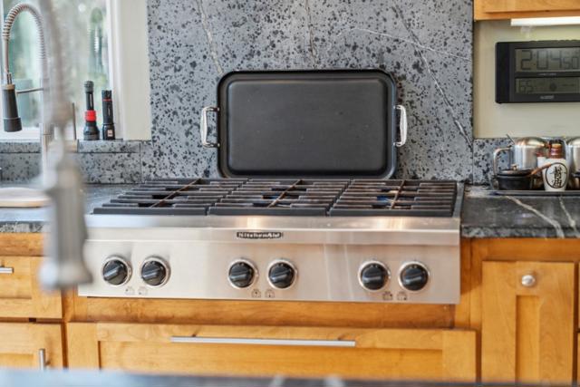 400 Dorrance Road, Boulder Creek CA: https://media.crmls.org/mediaz/bb7f173a-7f28-4352-af17-0c76e56c18b9.jpg