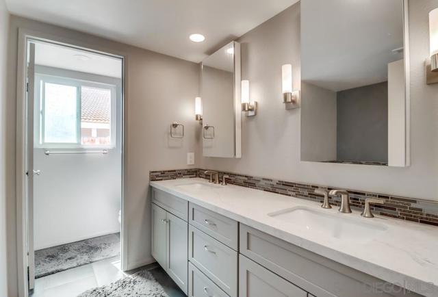 En-suite completely remodeled bath!