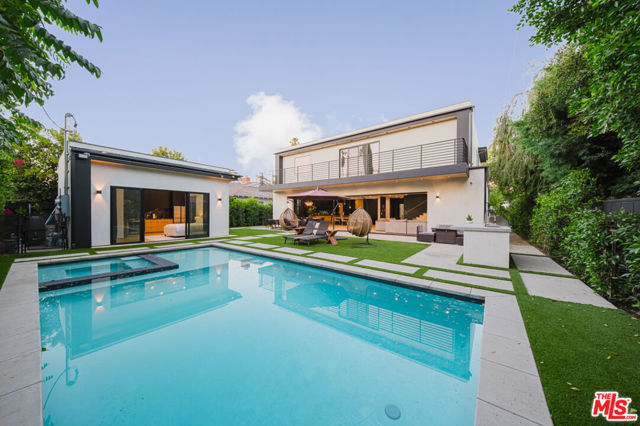 5141 Varna Avenue, Sherman Oaks CA: https://media.crmls.org/mediaz/bb803b3f-d045-499b-8470-a7aadcf40f5b.jpg