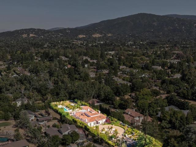 15360 Karl Avenue, Monte Sereno CA: https://media.crmls.org/mediaz/bb80e13a-438c-4b01-8878-2aa63a2b774b.jpg