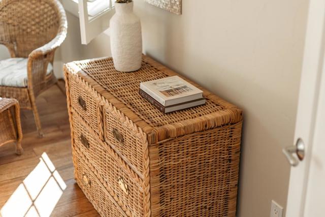 360 5th Avenue, Santa Cruz CA: https://media.crmls.org/mediaz/bb80ff61-29a1-440a-9aba-63f967457872.jpg